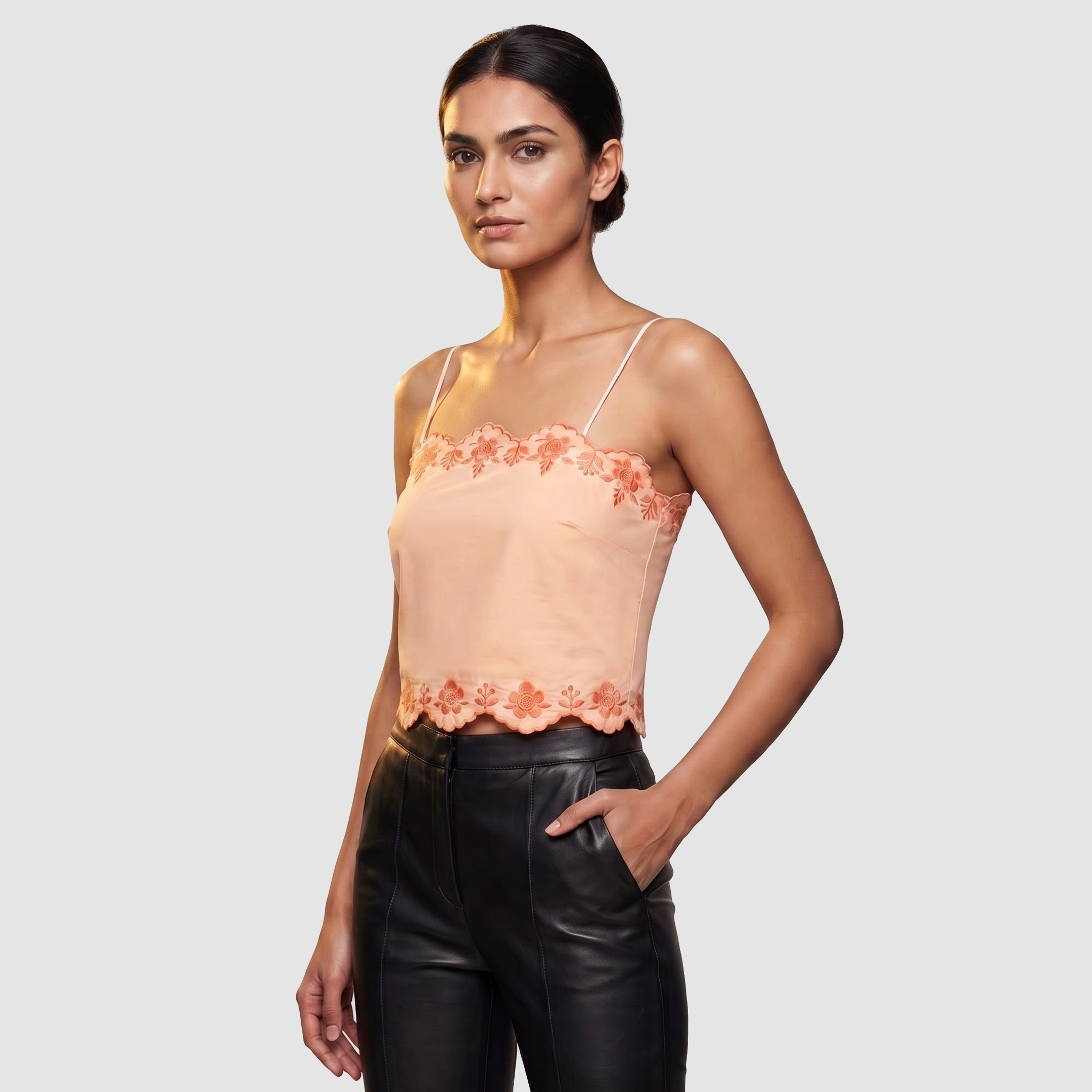 LOFT ‘Sienna-Flora’ Scalloped Embroidered Cami (M) LOFT ‘Sienna-Flora’ Scalloped Embroidered Cami (M)